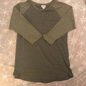 Grey on grey euc Lularoe randy!
